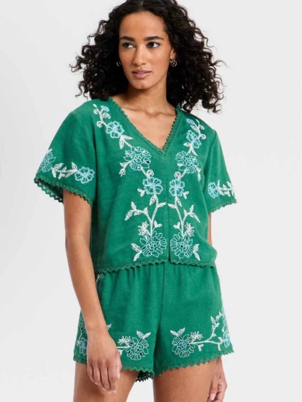Green matching set